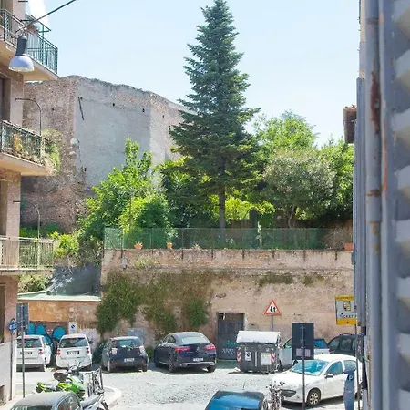 In Marco Aurelio דירה רומא